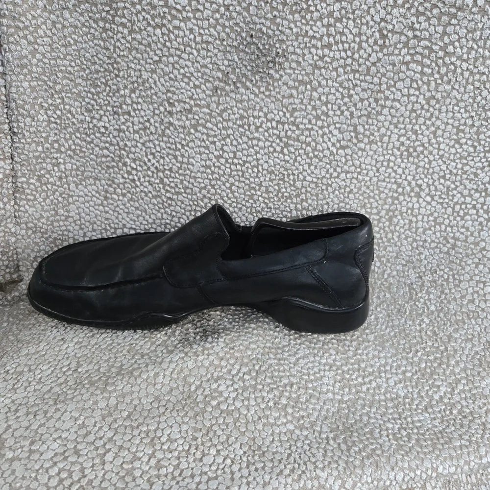 Reaction Kenneth Cole Black Leather Oxfords